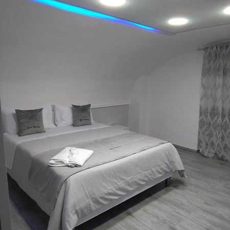 Sweet Dreams Apartment Napoli Exterior foto
