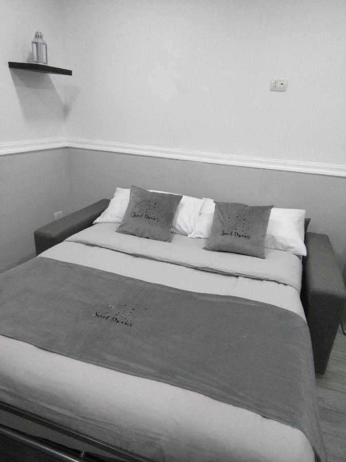 Sweet Dreams Apartment Napoli Exterior foto